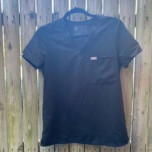 FIGS XS Black Scrub Top
